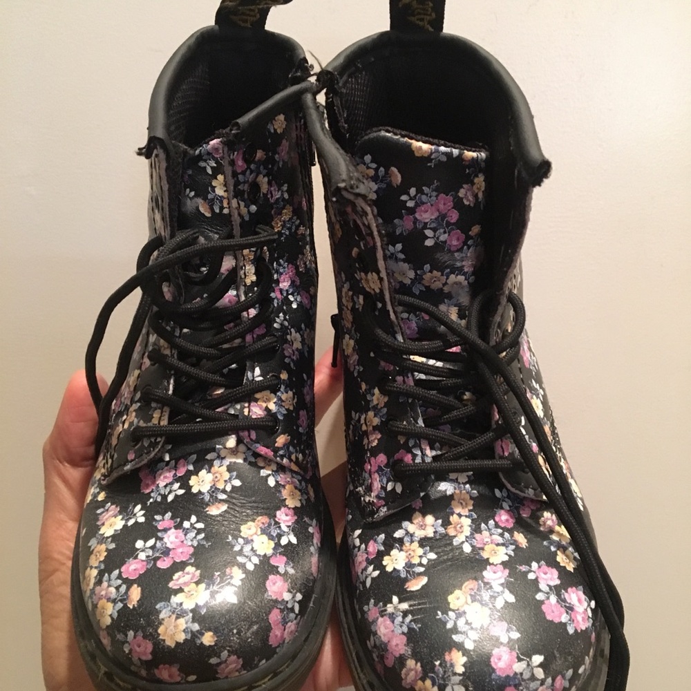 Girls Dr Marten boots